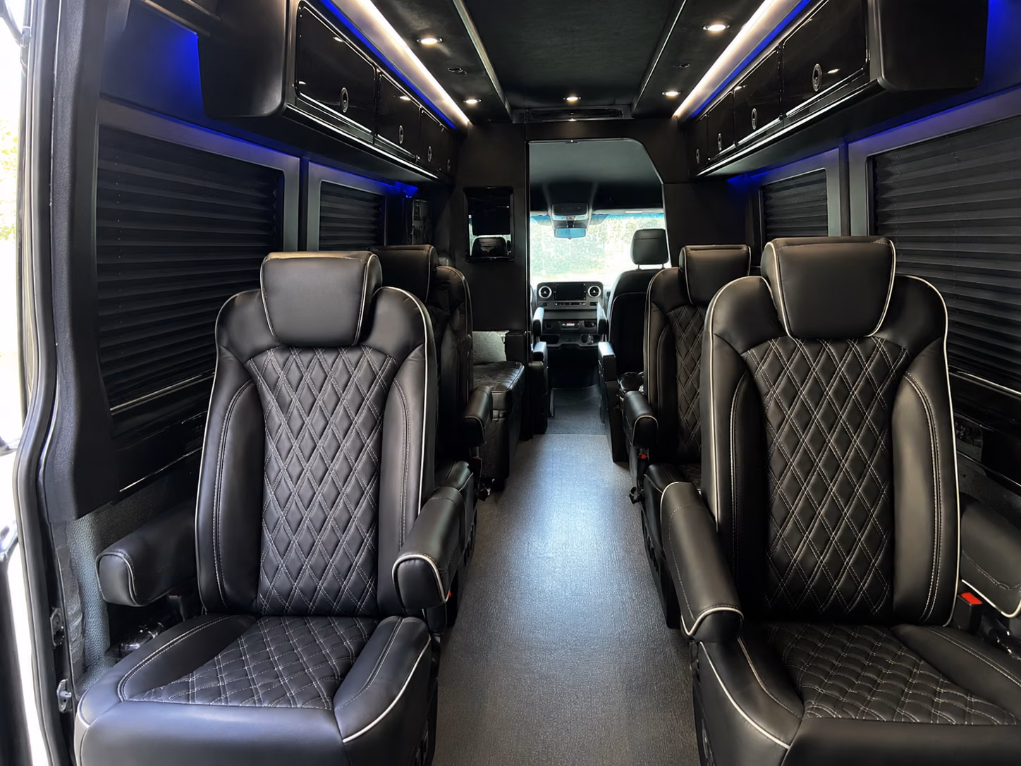 secure transportation for your next prom 3
