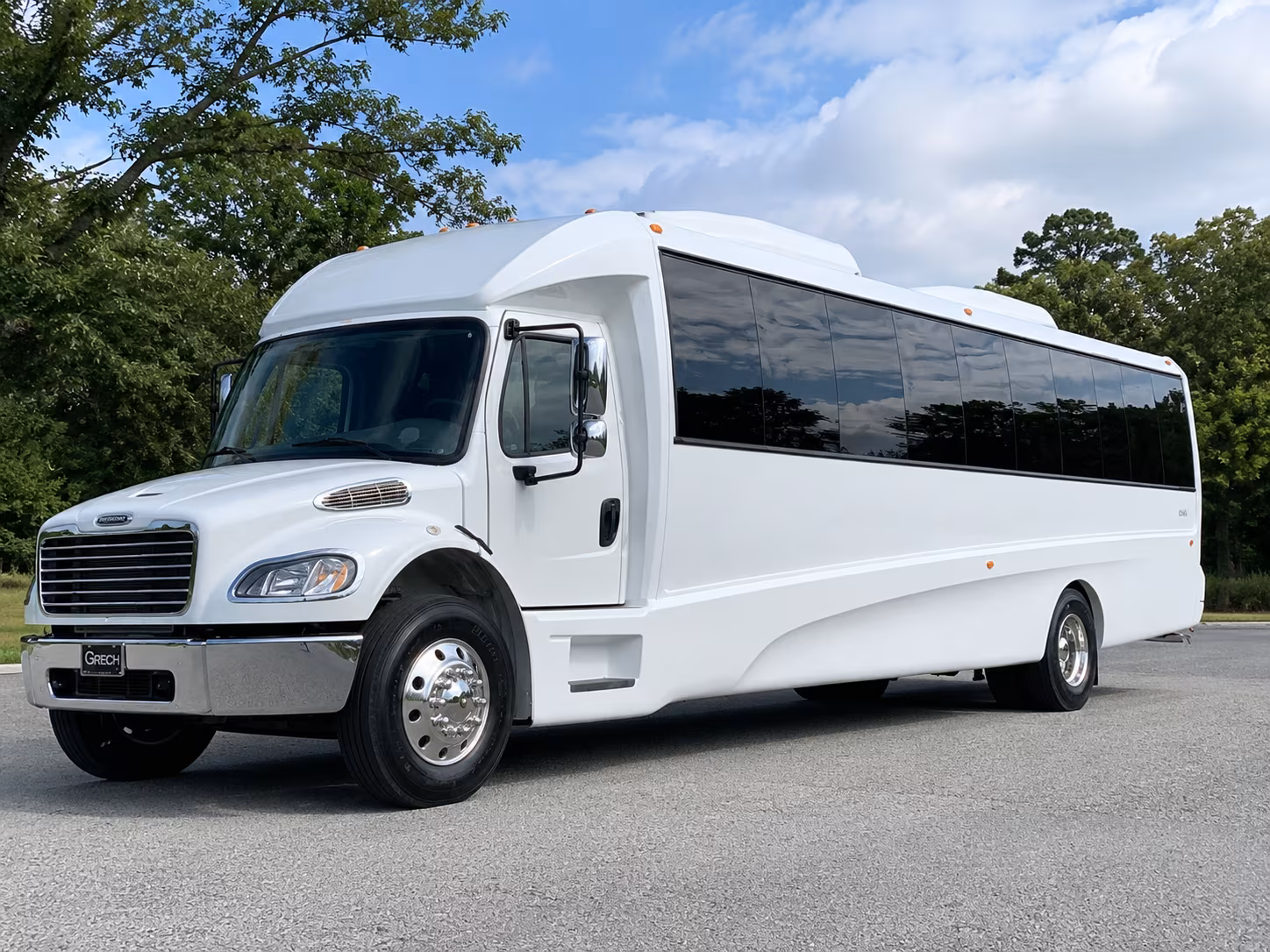sweet 16 and quinceanera party buses in vista california