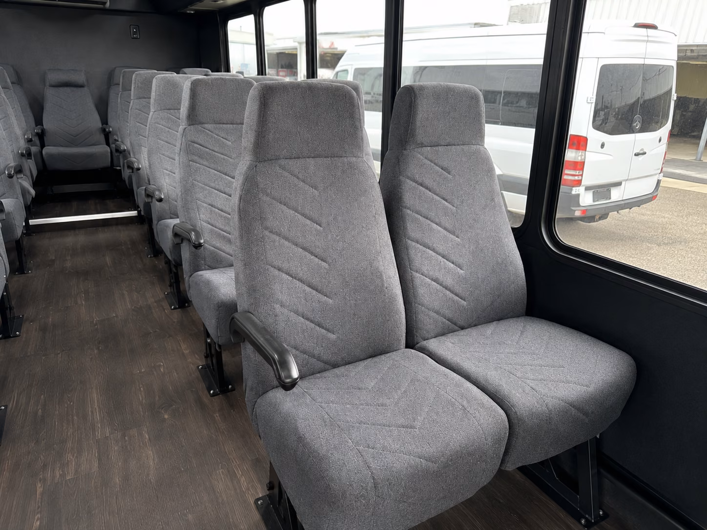 vista 18 passenger minibus interior