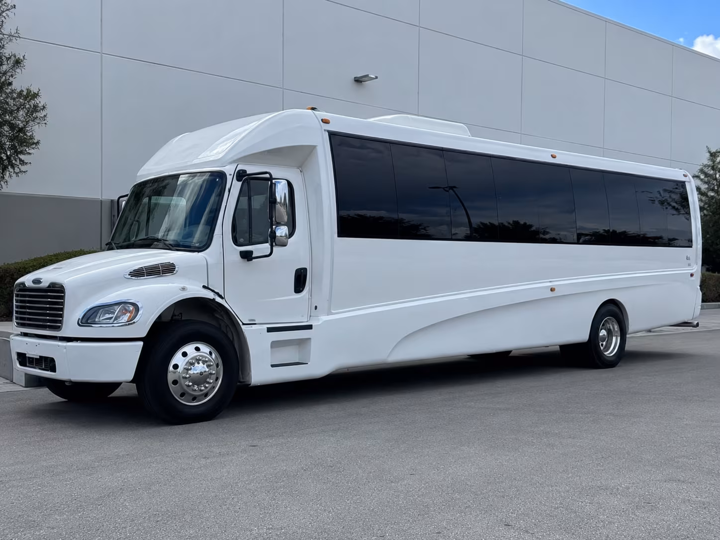 vista wine tour party bus rental